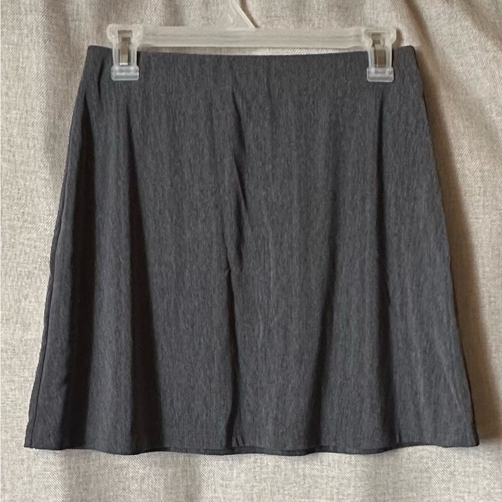 A. Byer•vintage mini/skater skirt•Large juniors (women’s xs)•gray•made in U.S.A.